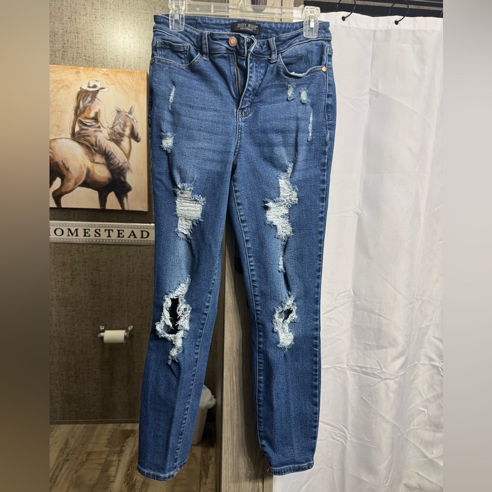 Judy Blue Size 5/27 Boyfriend Fit Jeans